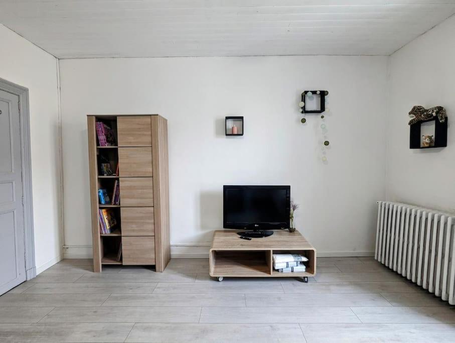 A 5Mn De La Reserve Africaine, Charmante Maison De Village Avec Patio 씨쟝 외부 사진